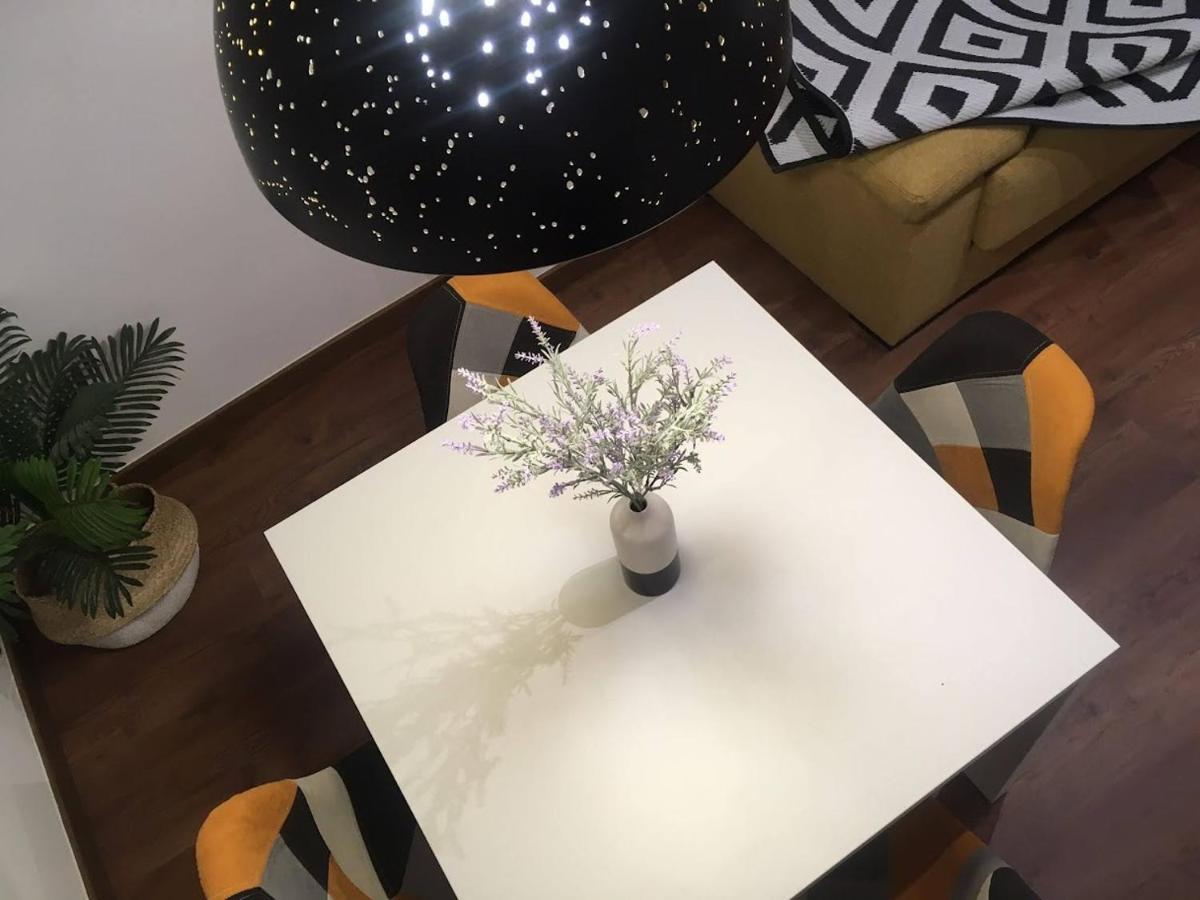 Family Cuenca Apartment เกว็งกา ภายนอก รูปภาพ
