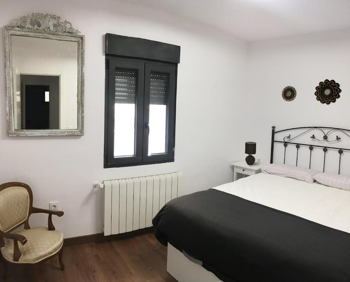 Family Cuenca Apartment เกว็งกา ภายนอก รูปภาพ